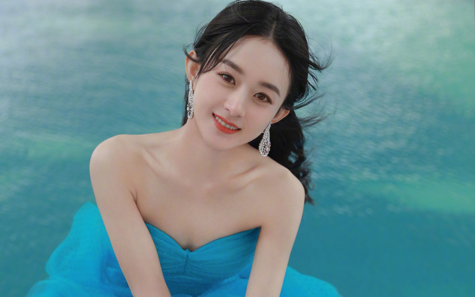 开云体育官网下载-赫塔菲紧凑站位构建防守壁垒，赫塔菲实力